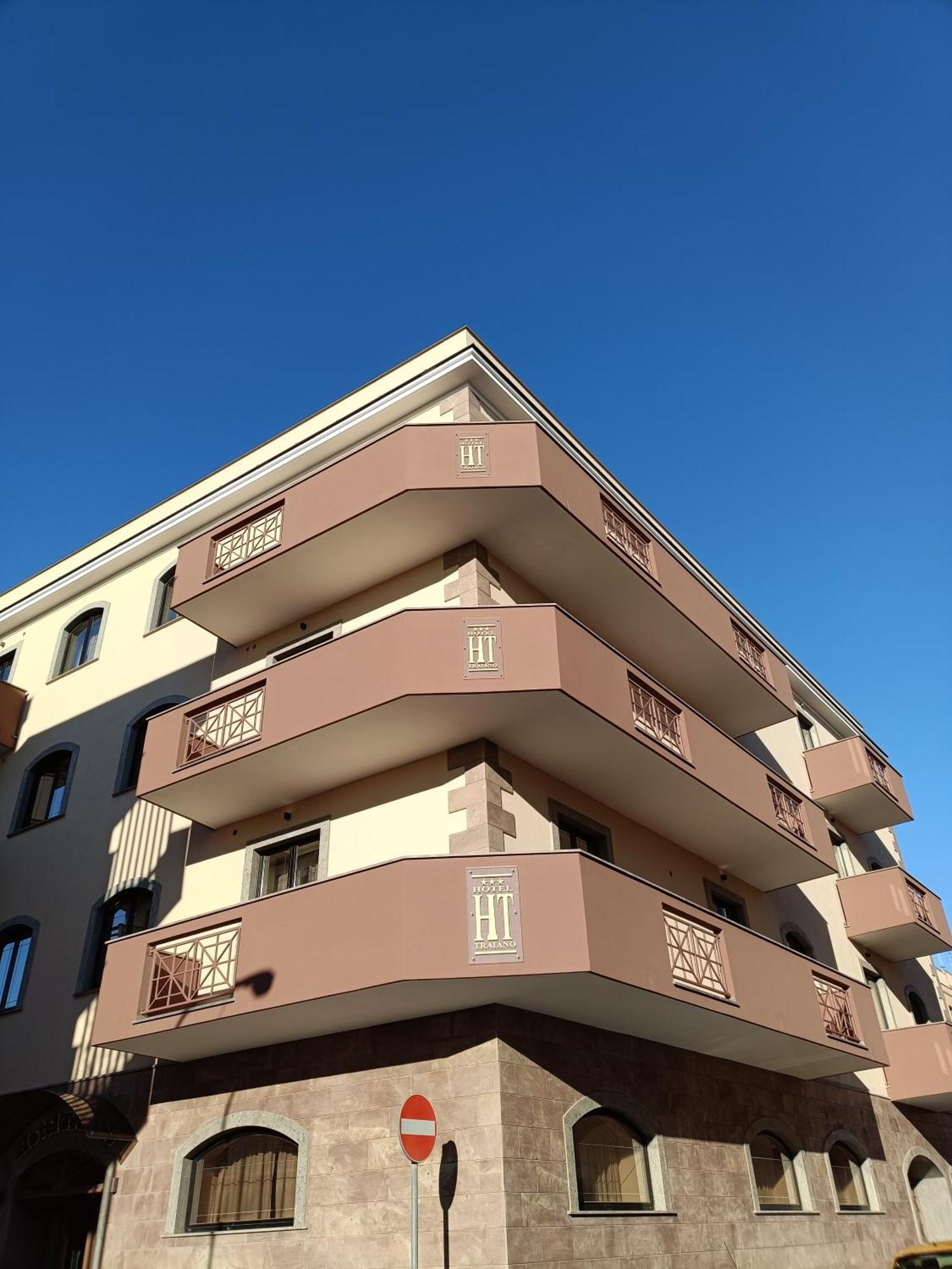 Hotel Traiano Civitavecchia Ngoại thất bức ảnh