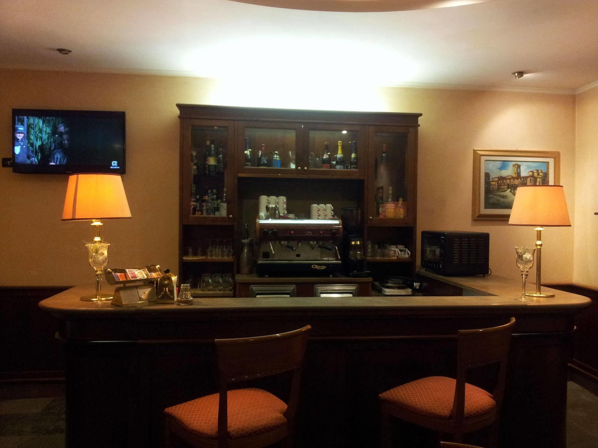 Hotel Traiano Civitavecchia Ngoại thất bức ảnh